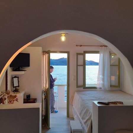 Milos By The Sea - Eco House Plaka  Exterior foto